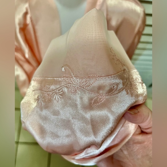 Morgan Taylor Coral/Pink Robe and Night Gown - Picture 8 of 11